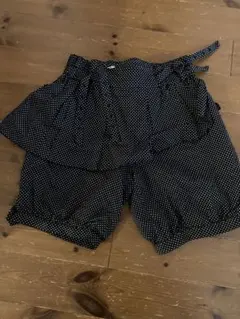 【未使用品】EMILIO PUCCI ショートパンツ 幾何学模様 総柄 プッチ柄 未使用品】EMILIO PUCCI ショートパンツ 幾何学模様 総柄 プッチ柄