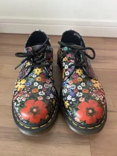 ドクターマーチン フラワーデザイン3ホールシューズ