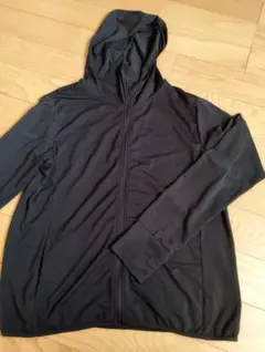 UNIQLO　パーカー