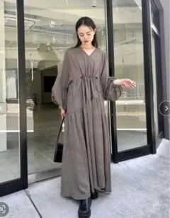 美品【mystic】長袖ドロストギャザーワンピース