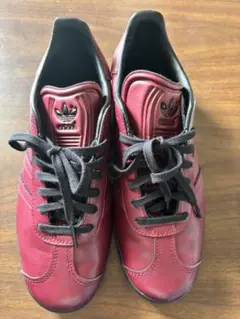 adidas ガゼル　GAZELLE バーガンディ スニーカー　24.0cm