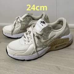 NIKE レディース エアマックス エクシー SE ベージュIR1380-001のサムネイル