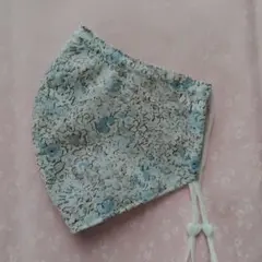 ♢ハンドメイド　大きめ　立体マスク　リバティ生地使用　タナローン　M302のサムネイル