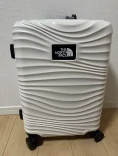 機内持込サイズ THE NORTH FACE キャリーケース 白 ネームタグ付