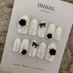 【現品】ネイルチップ/韓国/量産型/ワンホンネイル/ホワイト/ブラック/リボン