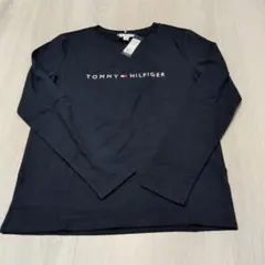 新品TOMMY HILFIGER ネイビー長袖Tシャツ