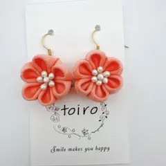 つまみ細工ピアス　ピンク