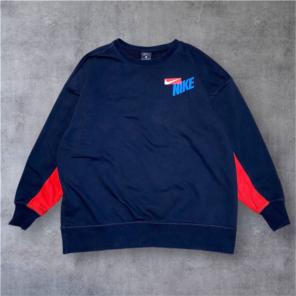 Nike トレーナー ブラック/レッド M