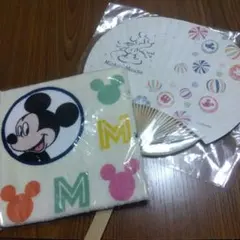 ミッキーマウスうちわとハンドタオルセット