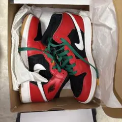 Nike Air Jordan 1 Mid 【箱付き】のサムネイル