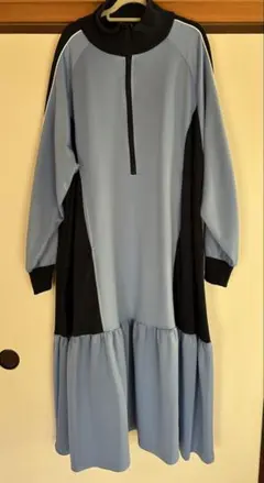 forksy.☆ハーフジップライン配色トラックジャージワンピース 水色