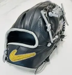 NIKE一般外野手グローブ！廃盤品！美品良品！ほぼ新品！MVPシリーズ！ NIKE 右投げ投手用オーダーグローブ 廃盤品