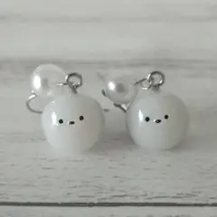 No.2485 シマエナガ ピアス ハンドメイド レジン