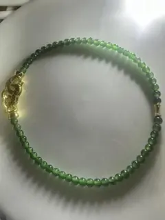天然A貨・氷種翡翠ブレスレット 透明感が美しく、中央部金具18K 