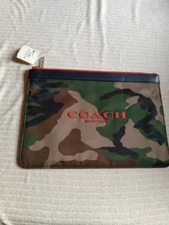 COACH カモフラージュ クラッチバッグ　新品未使用