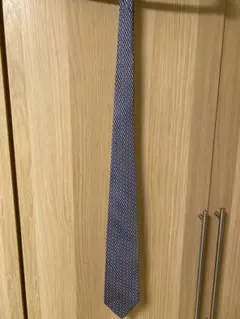【Salvatore Ferragamo】ネクタイ、ネイビー・ブルー、幾何学模様