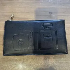 CHANEL レザーブラック　ポーチ　ノベルティ