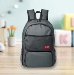 多数のポケットを装備した機能性の高い約20L リュックサック グレー①