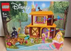 LEGO 43188 Aurora's Forest Cott