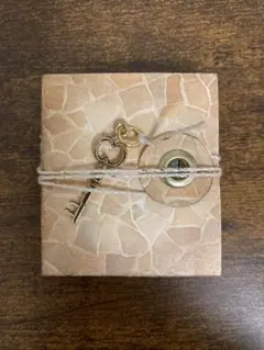 Item thumbnail for item c3a54d97-f5b8-42ba-a8c7-43c34d3a9051