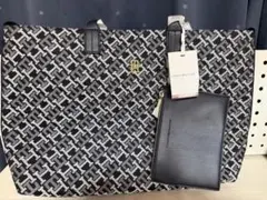 TOMMY HILFIGER 幾何学模様トートバッグ
