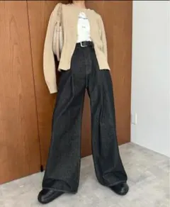 広瀬すず×CLANE TUCK WIDE DENIM PANTS
