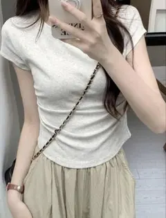 SHEIN 女性用夏の無地Tシャツ 丸首 半袖カジュアルTシャツ