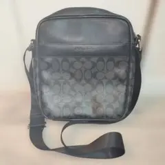 【美品】【値下げ可】COACH ブラックレザーショルダーバッグ　シグネチャー