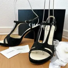 【美品】CHANEL スエード Tストラップサンダル ココマーク 36.5 黒のサムネイル