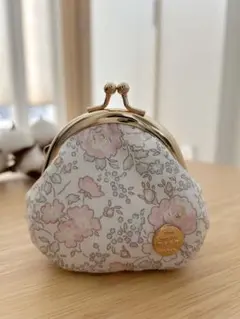 Item thumbnail for item f7be6dad-d7c6-4393-b36c-eda60316924b