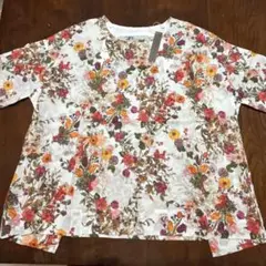 新品レーシーフォレスト花柄半袖ブラウス