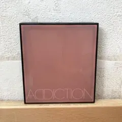 アディクション 限定アイシャドウケース
