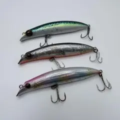 エバーグリーン トゥルーラウンド 115F 3個セット ヒラスズキ ミノーのサムネイル