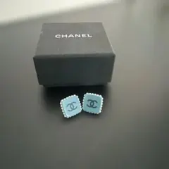 CHANEL スクエア パールピアス