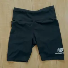 ニューバランス　L 黒　 ショートパンツ