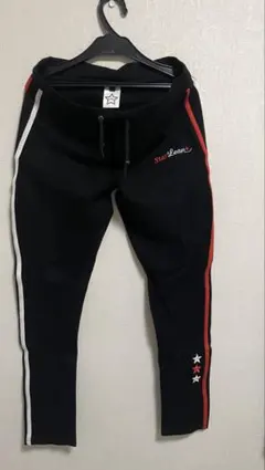 StarLean スリムフィットパンツ ブラック/レッド