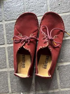 Clarks Originals スエード ローファー レッドのサムネイル