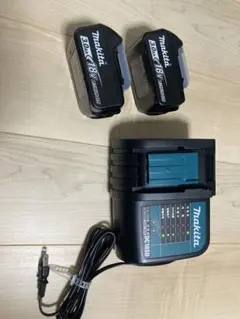 Makita - マキタMR202中古美品バッテリー充電器セット マキタMR202中古美品バッテリー充電器セット