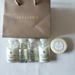 BVLGARI トラベルセット、アメニティセット 旅行用 ５点　紙袋