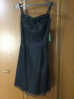 ワンピースパニエ付き　パーティドレス