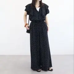 衿フリルオールインワンのサムネイル