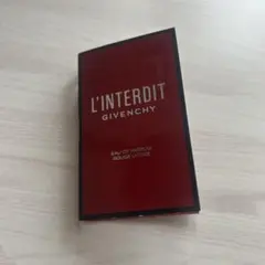 GIVENCHY L'INTERDIT Rouge Ultime 香水のサムネイル