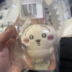 匿名配送 ちいかわ うさぎだらけくじ ぬいぐるみバッジ