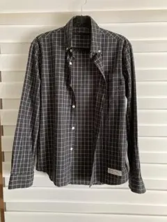 黒と白のチェック柄 長袖メンズシャツ