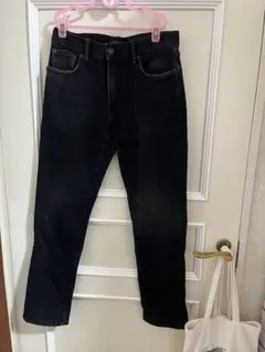 UNIQLO ユニクロ　スキニーデニム ブラック　ジーンズ　28