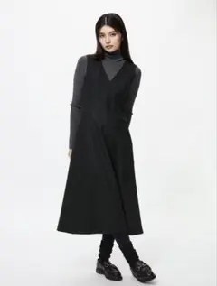 UNIQLO ブラッシュドジャージーワンピース 黒 ジャンパースカート