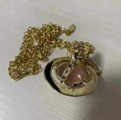 Vivienne Westwood ゴールドペンダントネックレス