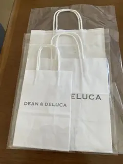 DEAN＆DELUCA新品未開封ショップバック　3サイズ3枚のサムネイル