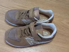 new balance キッズ スニーカー ブラウン19ｃｍ