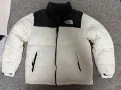 THE NORTH FACE ダウンジャケット ホワイト×ブラックのサムネイル
